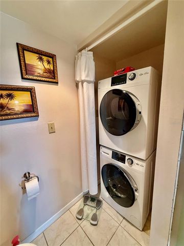 433 CERROMAR LANE 534, Venice, FL 34293