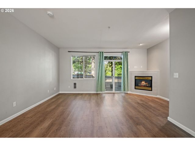 10465 Sw COUGAR Ln, Beaverton, OR 97003