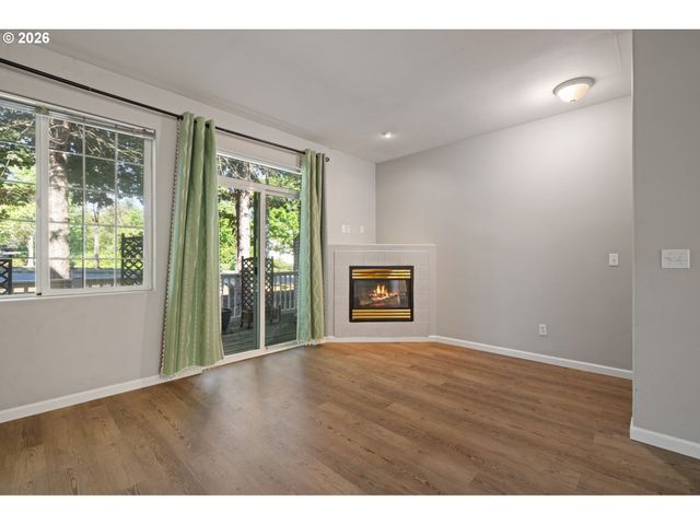 10465 Sw COUGAR Ln, Beaverton, OR 97003