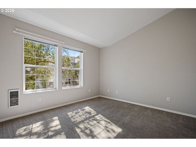 10465 Sw COUGAR Ln, Beaverton, OR 97003