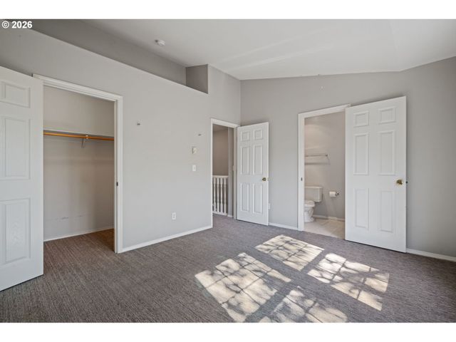10465 Sw COUGAR Ln, Beaverton, OR 97003