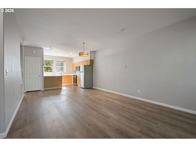10465 Sw COUGAR Ln, Beaverton, OR 97003
