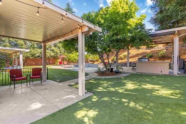 2725 Burrelton Way, Roseville, CA 95661