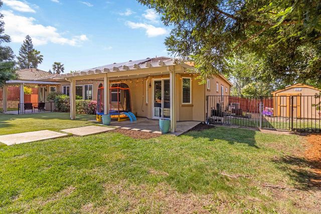 2725 Burrelton Way, Roseville, CA 95661