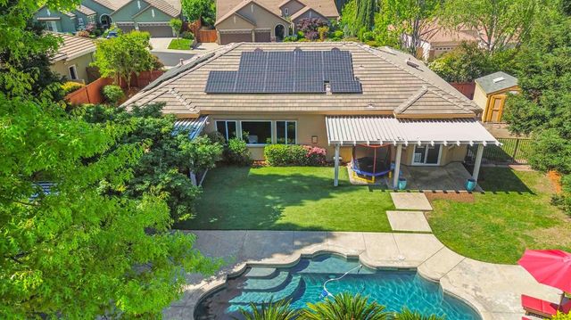 2725 Burrelton Way, Roseville, CA 95661