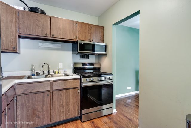 9820 S Pulaski Road 314, Oak Lawn, IL 60453