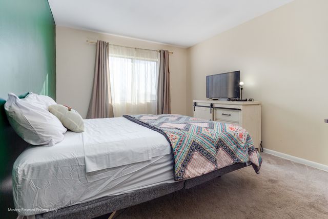 9820 S Pulaski Road 314, Oak Lawn, IL 60453