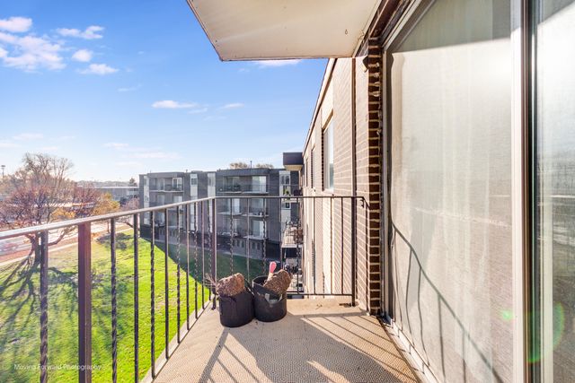 9820 S Pulaski Road 314, Oak Lawn, IL 60453