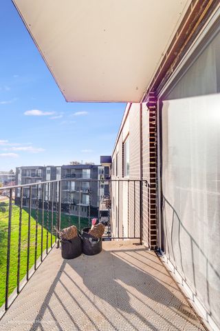 9820 S Pulaski Road 314, Oak Lawn, IL 60453