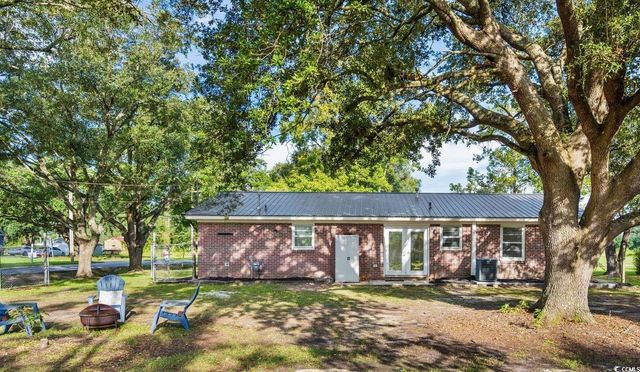 1607 Oak St., Georgetown, SC 29440