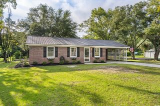 1607 Oak St., Georgetown, SC 29440