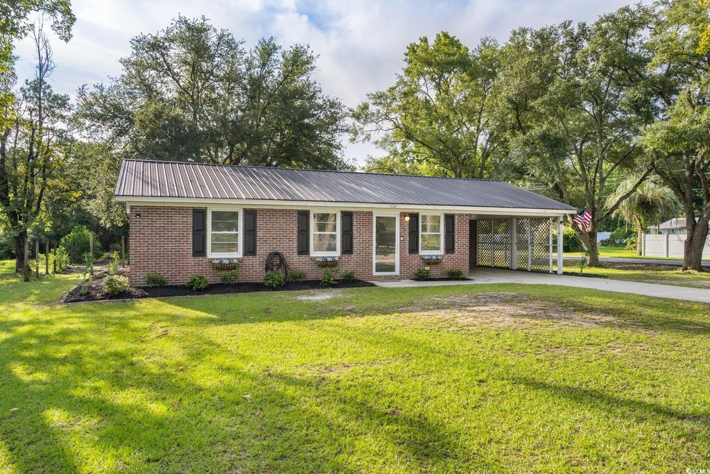 1607 Oak St., Georgetown, SC 29440