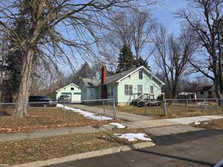 209 E York Street, Flint, MI 48505