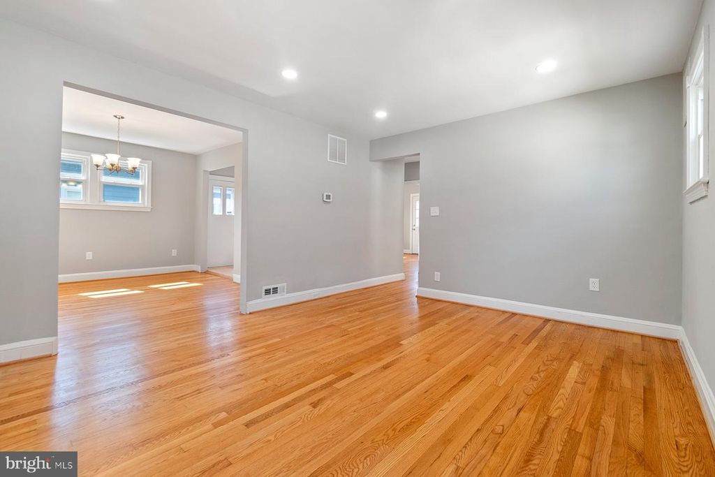 2723 GLENDALE RD, Baltimore, MD 21234