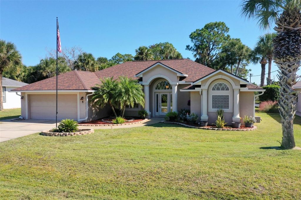Image 2 of property listing at 5 CAYUGA COURT, Palm Coast, FL 32137