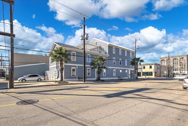 405 24th Street 201, Galveston, TX 77550