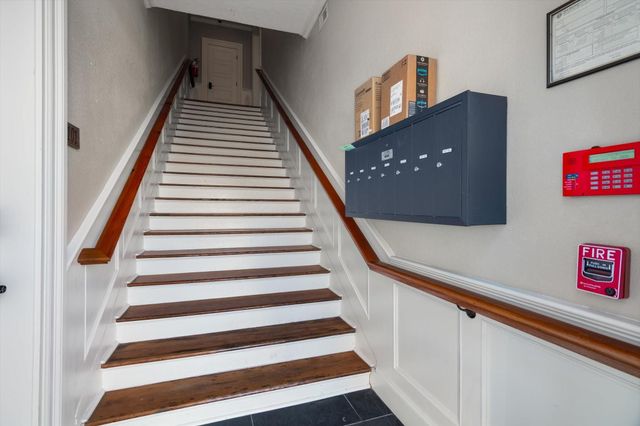 405 24th Street 201, Galveston, TX 77550