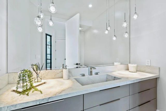 9355 Lavell Street, La Mesa, CA 91941