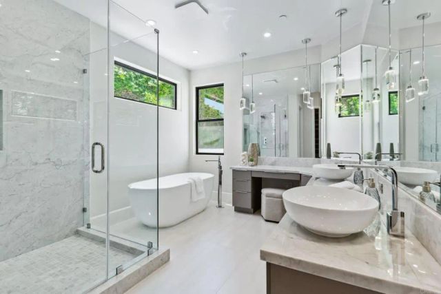 9355 Lavell Street, La Mesa, CA 91941