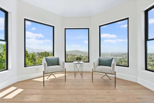 9355 Lavell Street, La Mesa, CA 91941