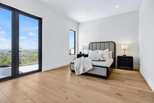 9355 Lavell Street, La Mesa, CA 91941