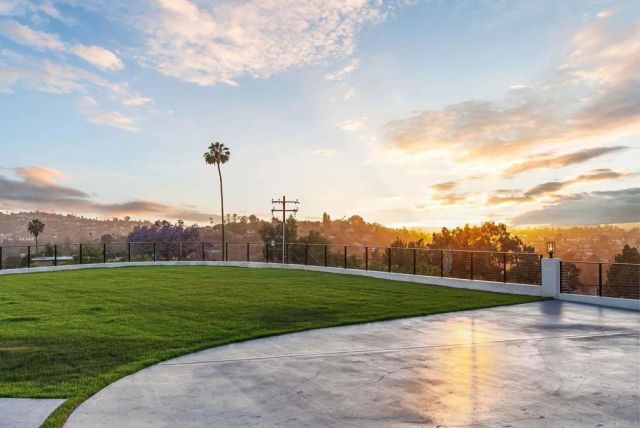 9355 Lavell Street, La Mesa, CA 91941