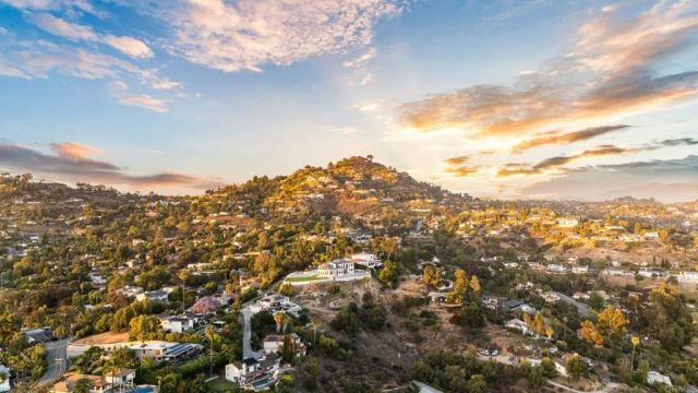 9355 Lavell Street, La Mesa, CA 91941