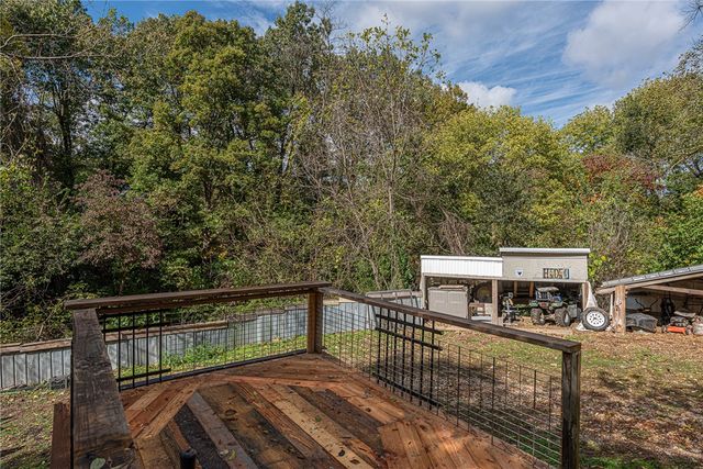1654 & 1674 N Double Springs Road, Fayetteville, AR 72704