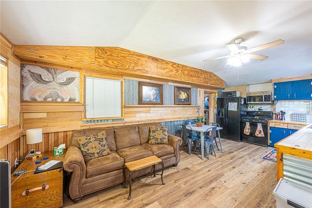 1654 & 1674 N Double Springs Road, Fayetteville, AR 72704