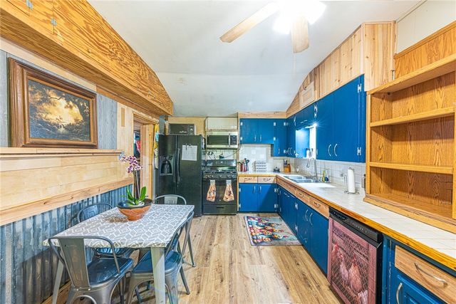 1654 & 1674 N Double Springs Road, Fayetteville, AR 72704