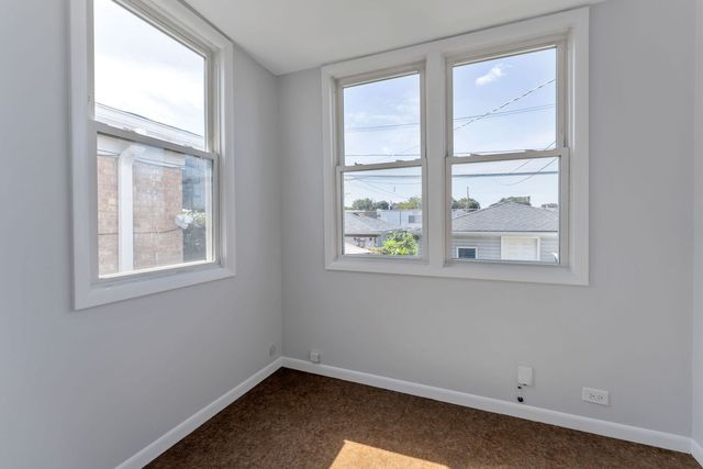 5334 N Lovejoy Avenue, Chicago, IL 60630