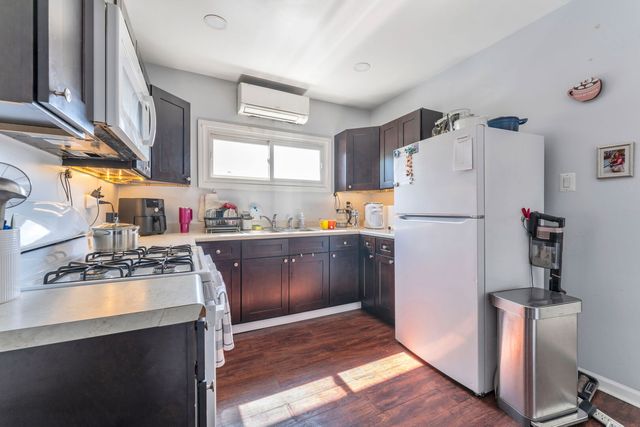 5334 N Lovejoy Avenue, Chicago, IL 60630