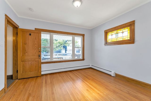 5334 N Lovejoy Avenue, Chicago, IL 60630