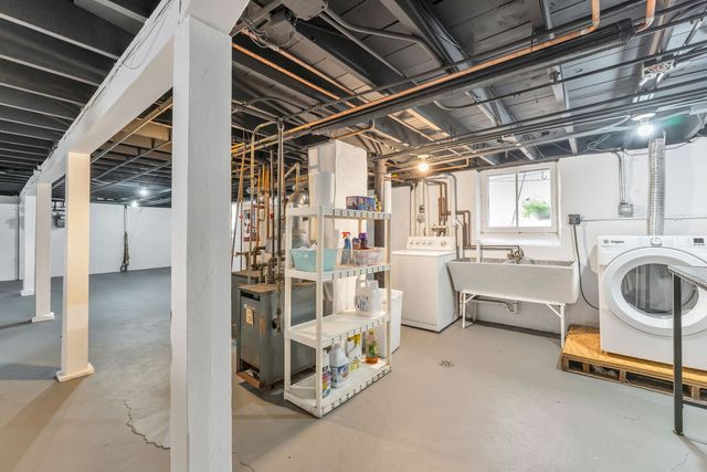 5334 N Lovejoy Avenue, Chicago, IL 60630