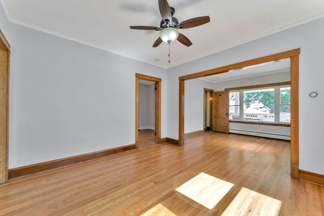 5334 N Lovejoy Avenue, Chicago, IL 60630