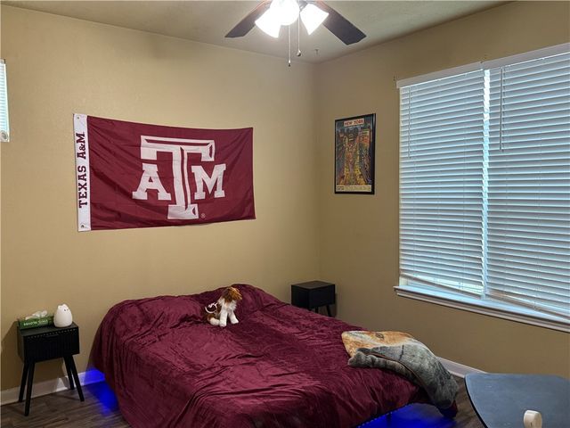 2925 McLaren Drive, College Station, TX 77845