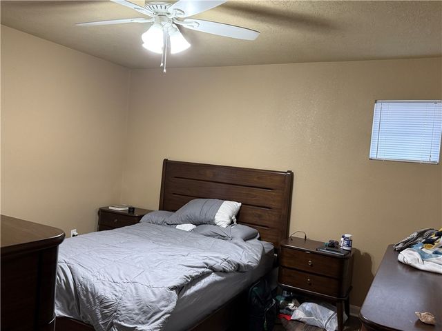 2925 McLaren Drive, College Station, TX 77845