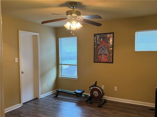 2925 McLaren Drive, College Station, TX 77845