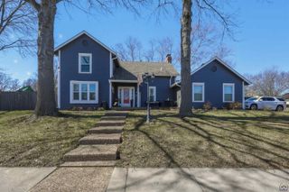 2221 SW Brookfield ST, Topeka, KS 66614
