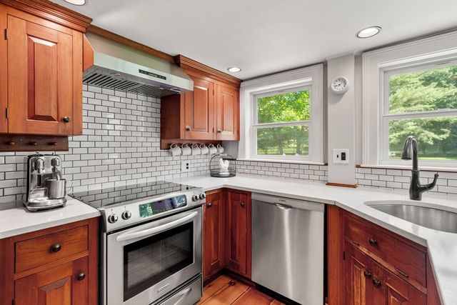 1689 High Street, Westwood, MA 02090