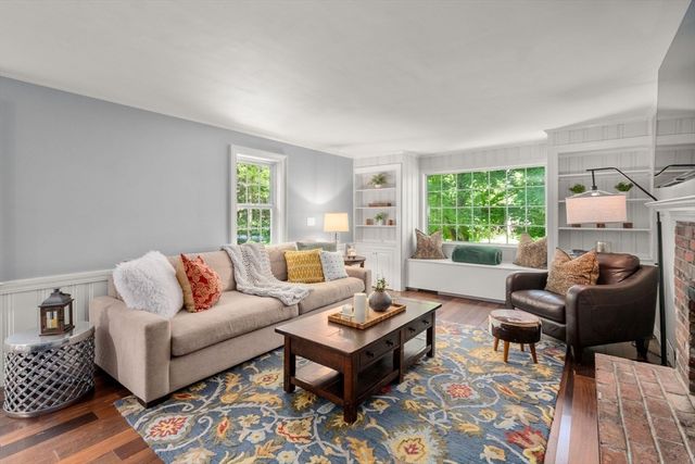 1689 High Street, Westwood, MA 02090