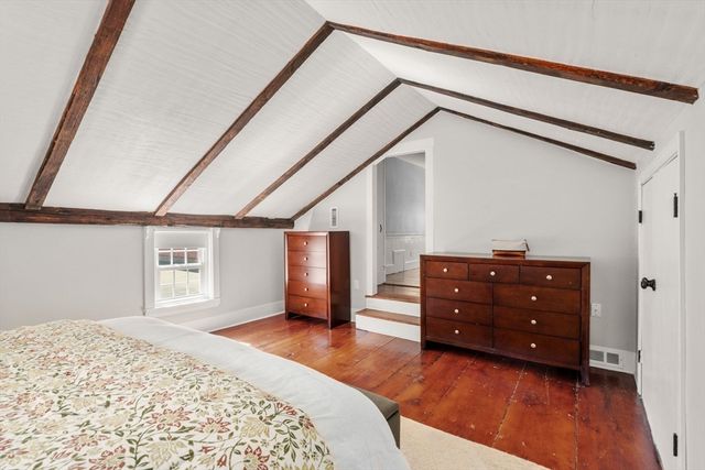 1689 High Street, Westwood, MA 02090
