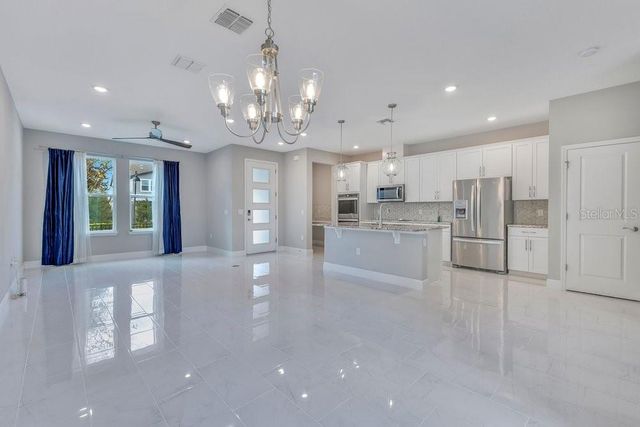 6102 BIMINI TWIST LOOP, Orlando, FL 32819