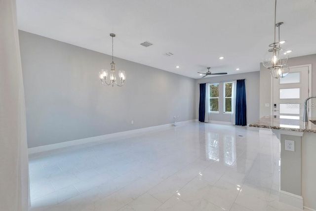 6102 BIMINI TWIST LOOP, Orlando, FL 32819