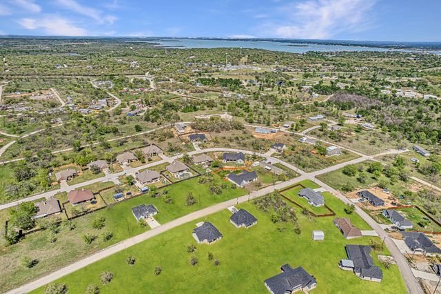 124 Brookview Drive, Bridgeport, TX 76458