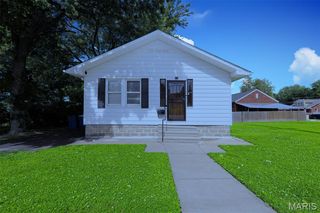 1426 S Rodgers Avenue, Alton, IL 62002