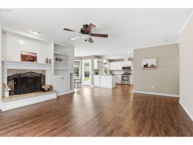 29689 Sw YOSEMITE Way, Wilsonville, OR 97070