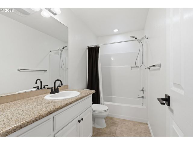 29689 Sw YOSEMITE Way, Wilsonville, OR 97070