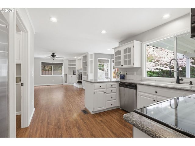 29689 Sw YOSEMITE Way, Wilsonville, OR 97070