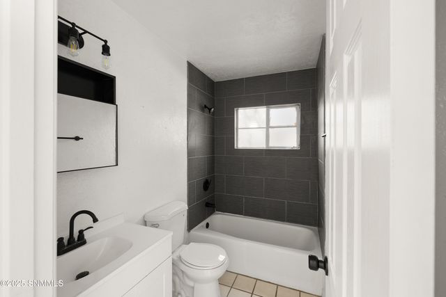 424 Hoagland Road, Las Cruces, NM 88005